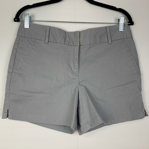 Loft NWT Size 4 Gray Riviera Shorts - Picture 2 of 4